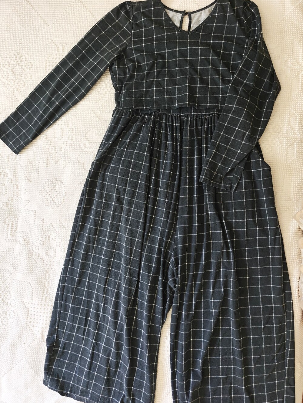 Women’s Black Plaid Long-Sleeve Jumpsuit